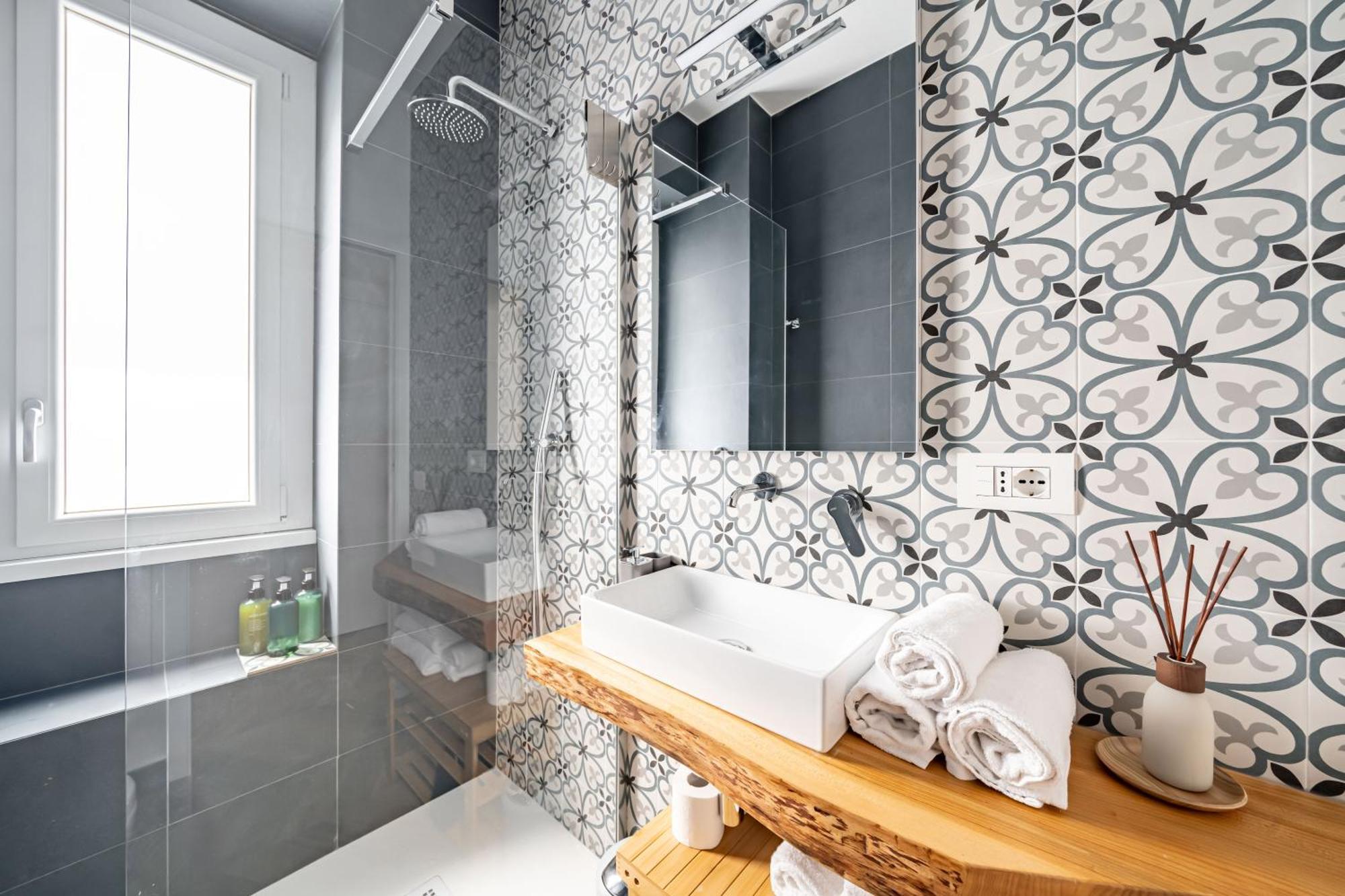 Milanofierapartments Colonna ภายนอก รูปภาพ